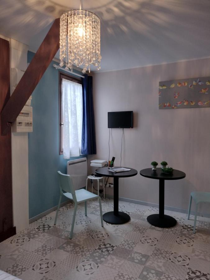 Appartement Proche Mer 梅尔·莱斯·拜恩斯 外观 照片