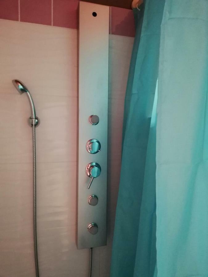 Appartement Proche Mer 梅尔·莱斯·拜恩斯 外观 照片